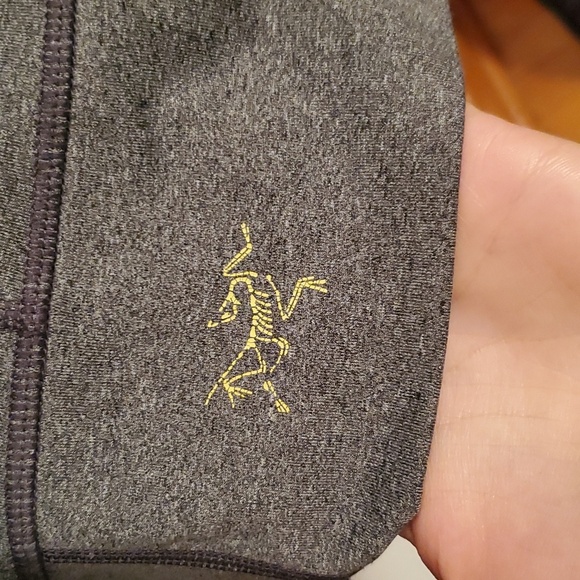 Arc'teryx tank top. Heathered grey (inside yellow. Crossed in back. Women S. - Picture 3 of 10